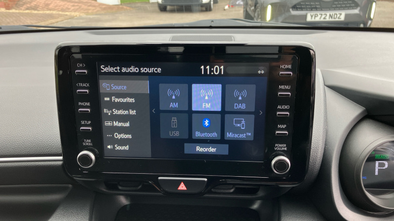 Toyota Yaris 1.5 Hybrid Design 5dr CVT Hybrid Hatchback